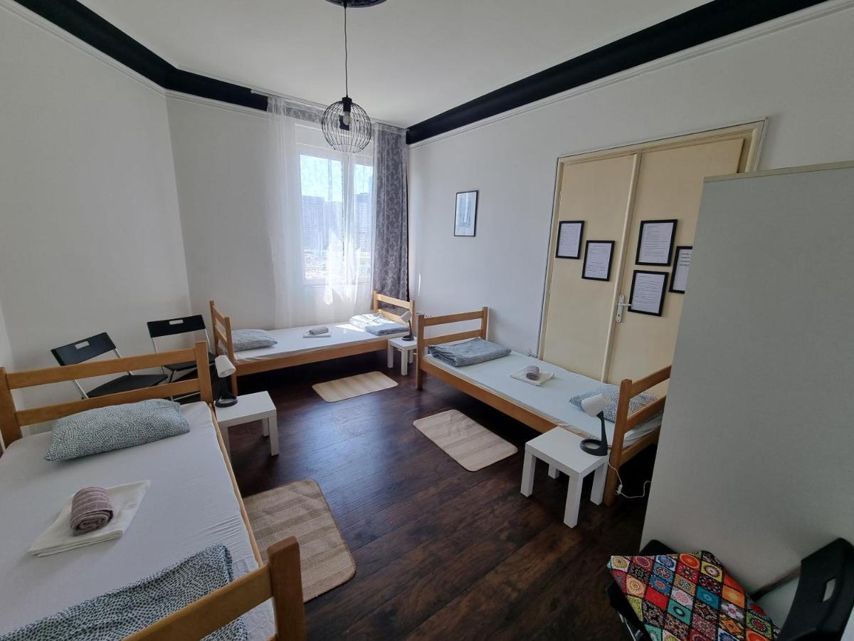 Downtown Belgrade Hostel And Apartments Ngoại thất bức ảnh