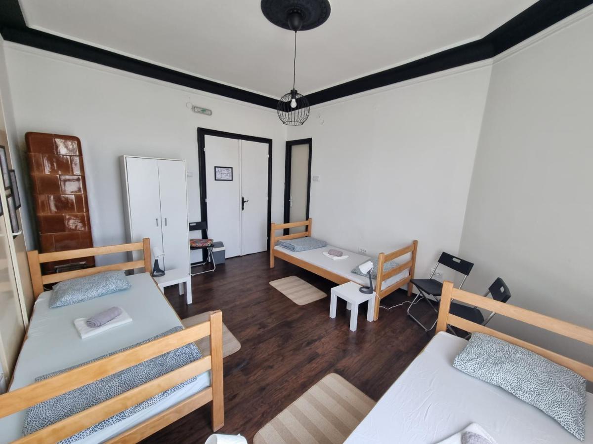 Downtown Belgrade Hostel And Apartments Ngoại thất bức ảnh