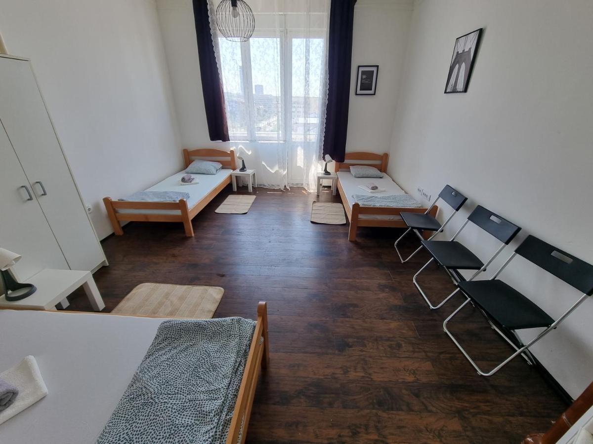 Downtown Belgrade Hostel And Apartments Ngoại thất bức ảnh
