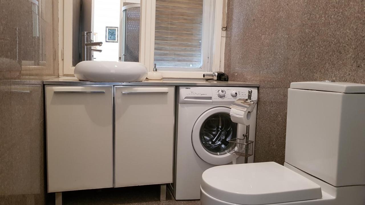 Downtown Belgrade Hostel And Apartments Ngoại thất bức ảnh